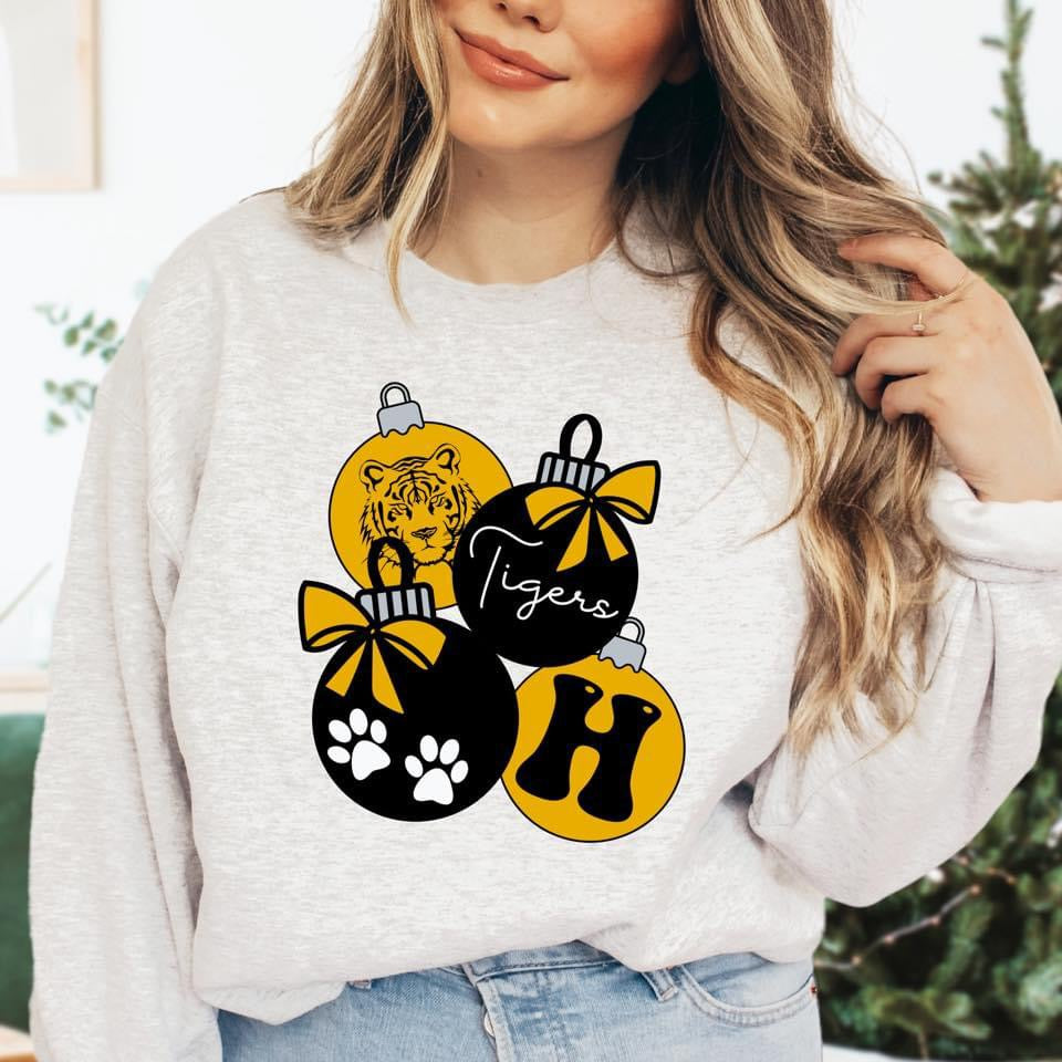 Hernando Tigers Holiday Ornaments Pullover