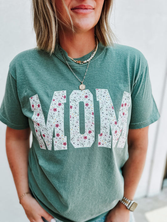 Oversized Mom Tee